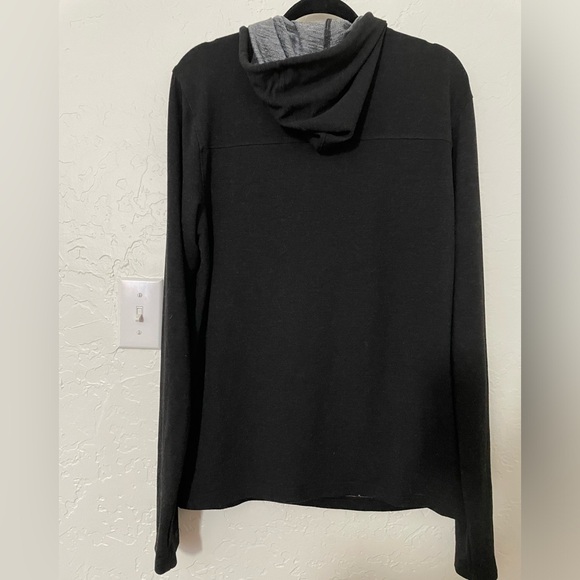 Gerry medium lightweight performance hoodie. Black. EUC. - Picture 3 of 5